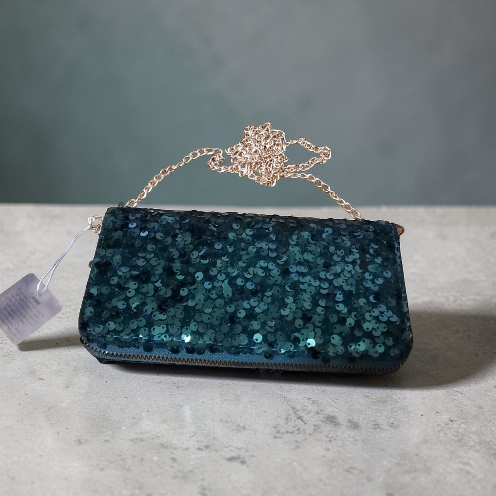 Emerald Sequin Clutch with Gold Chain